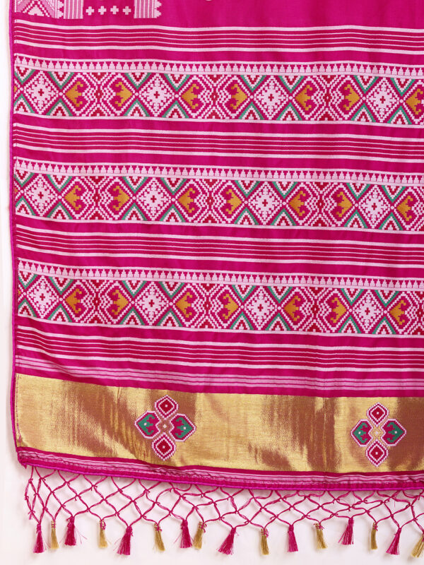 Patola Art Silk Saree in Fuchsia - Image 4